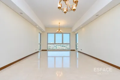 Marina Residence 3, Palm Jumeirah, Dubai - Espace