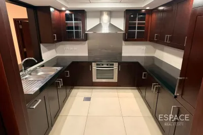 29 Burj Boulevard Tower 1, Downtown Dubai, Dubai - Espace