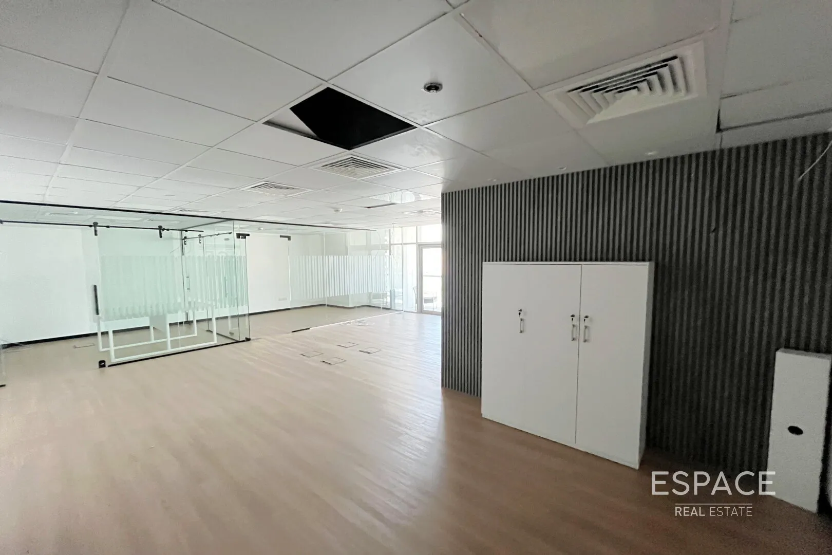 single static gallery