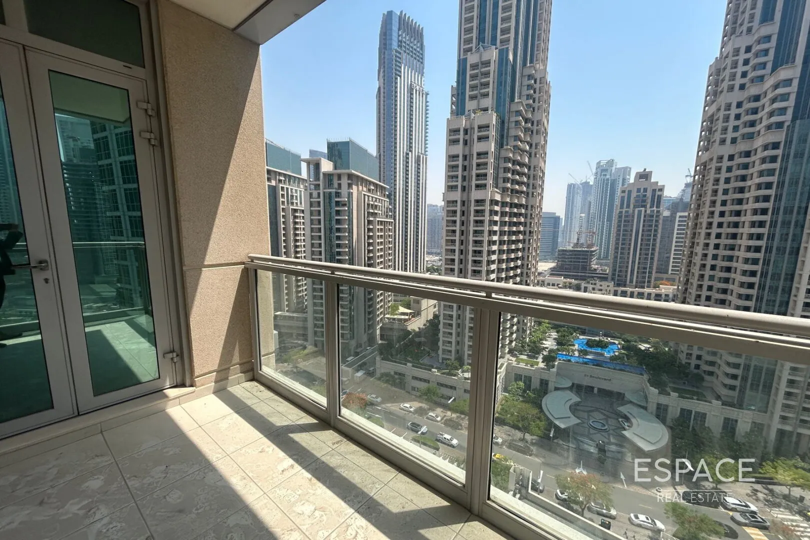 PropertiesGalleryCamera