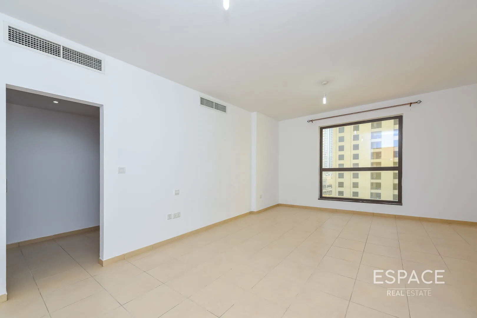 single static gallery