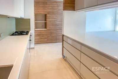 Banyan Tree Residences Hillside Dubai, Jumeirah Lake Towers, Dubai - Espace