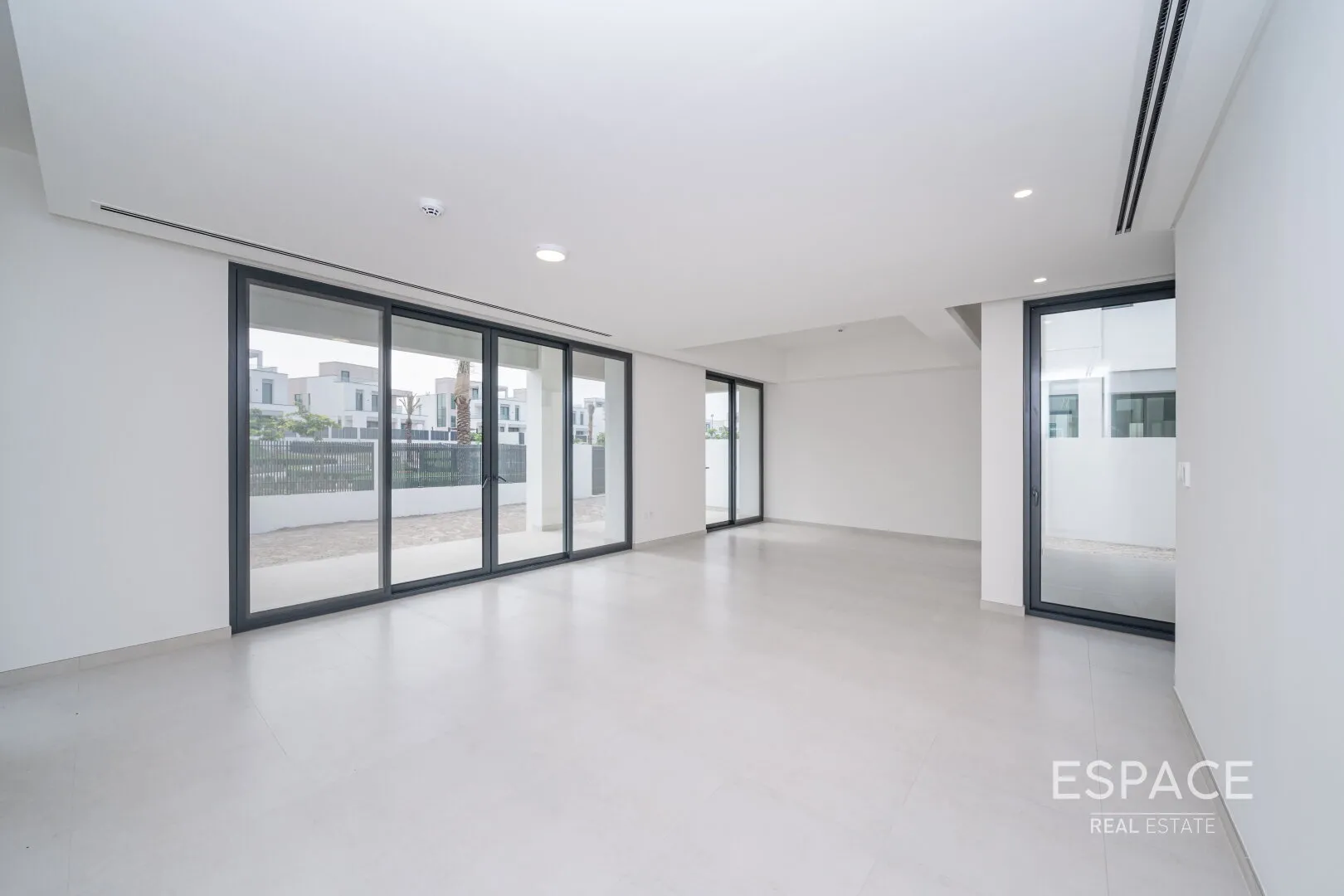 single static gallery