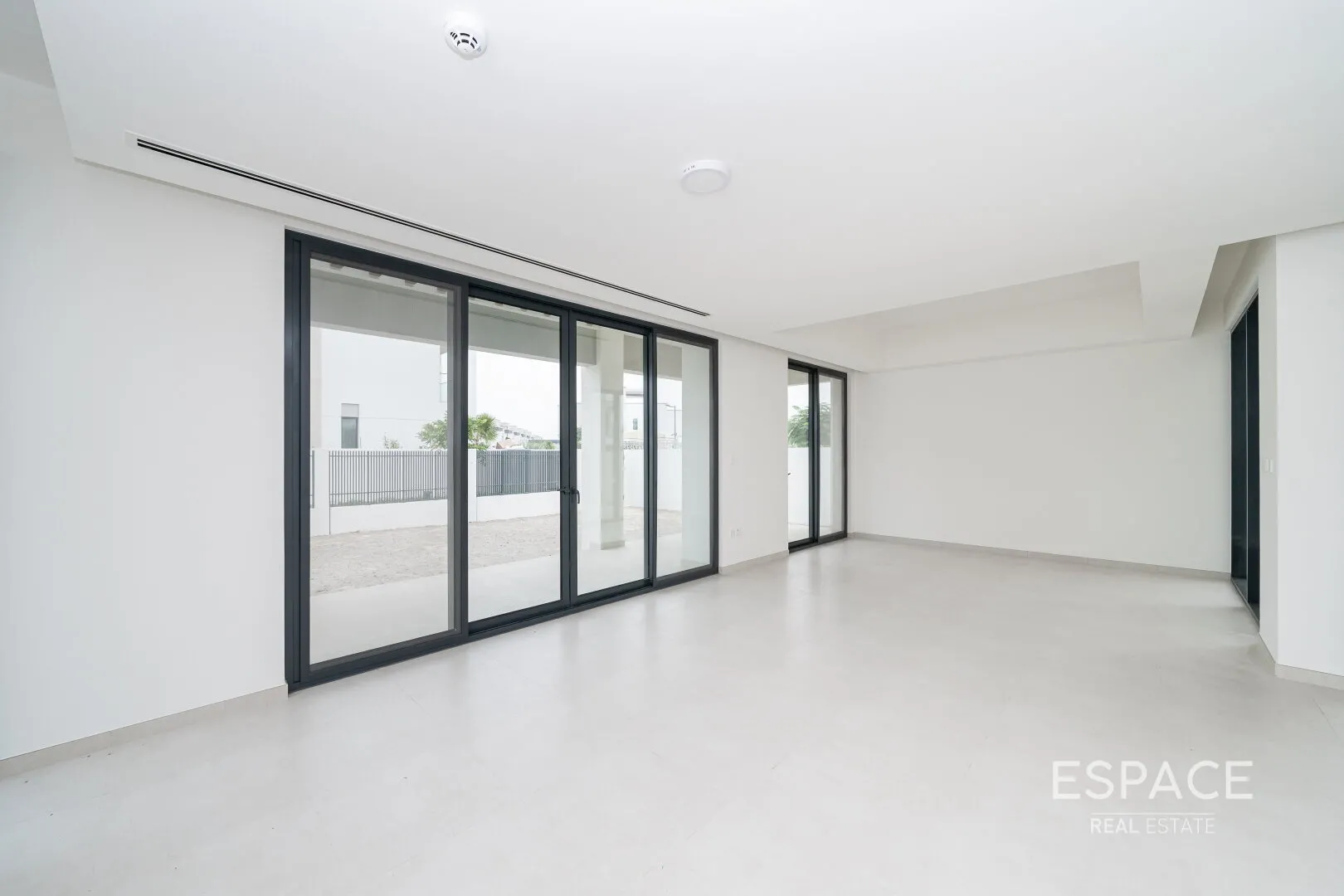 single static gallery