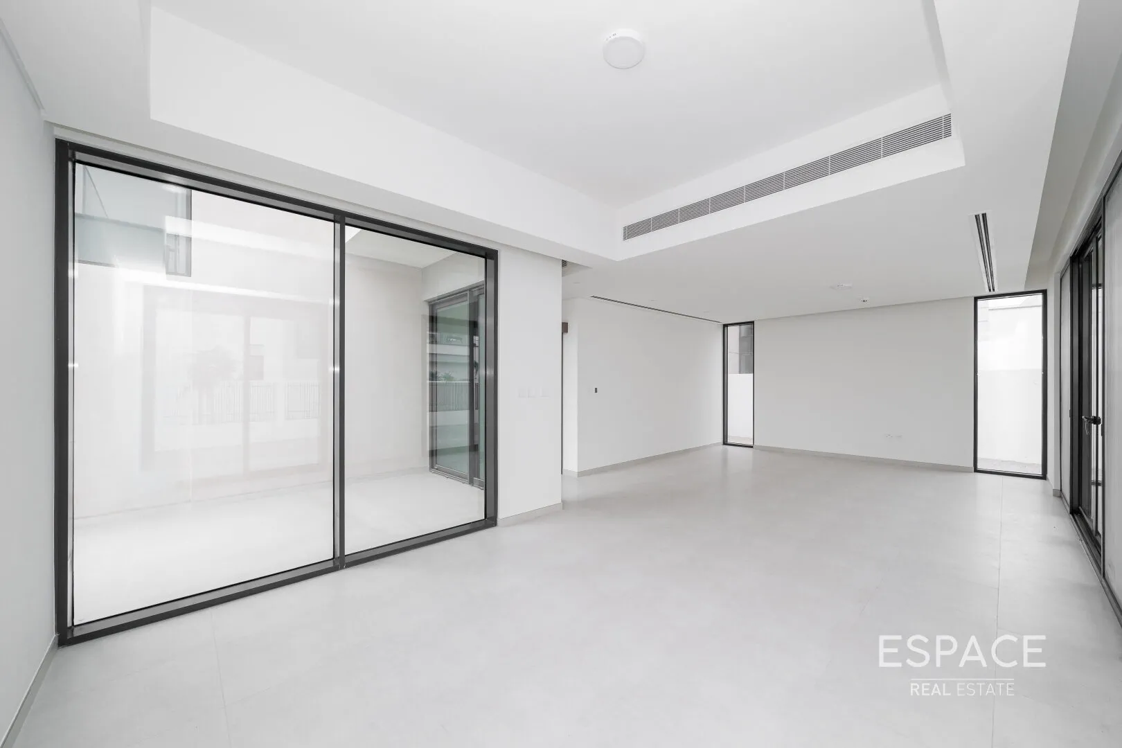 single static gallery