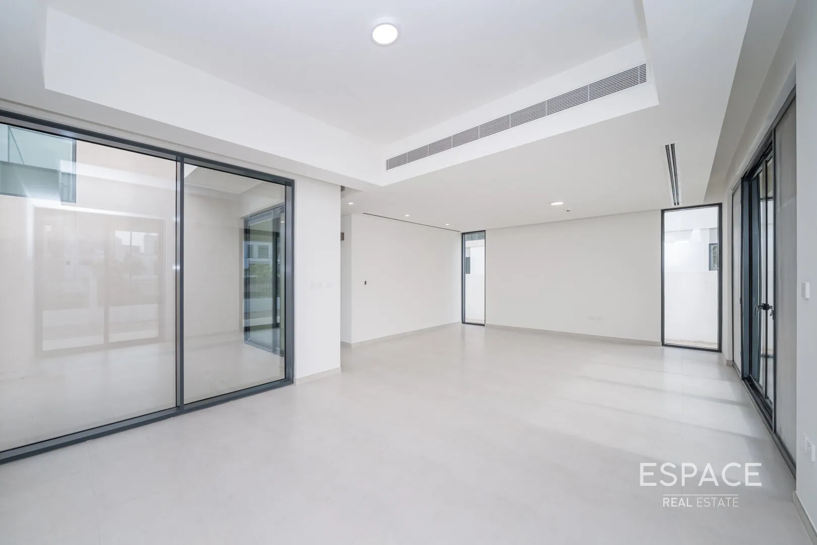 single static gallery