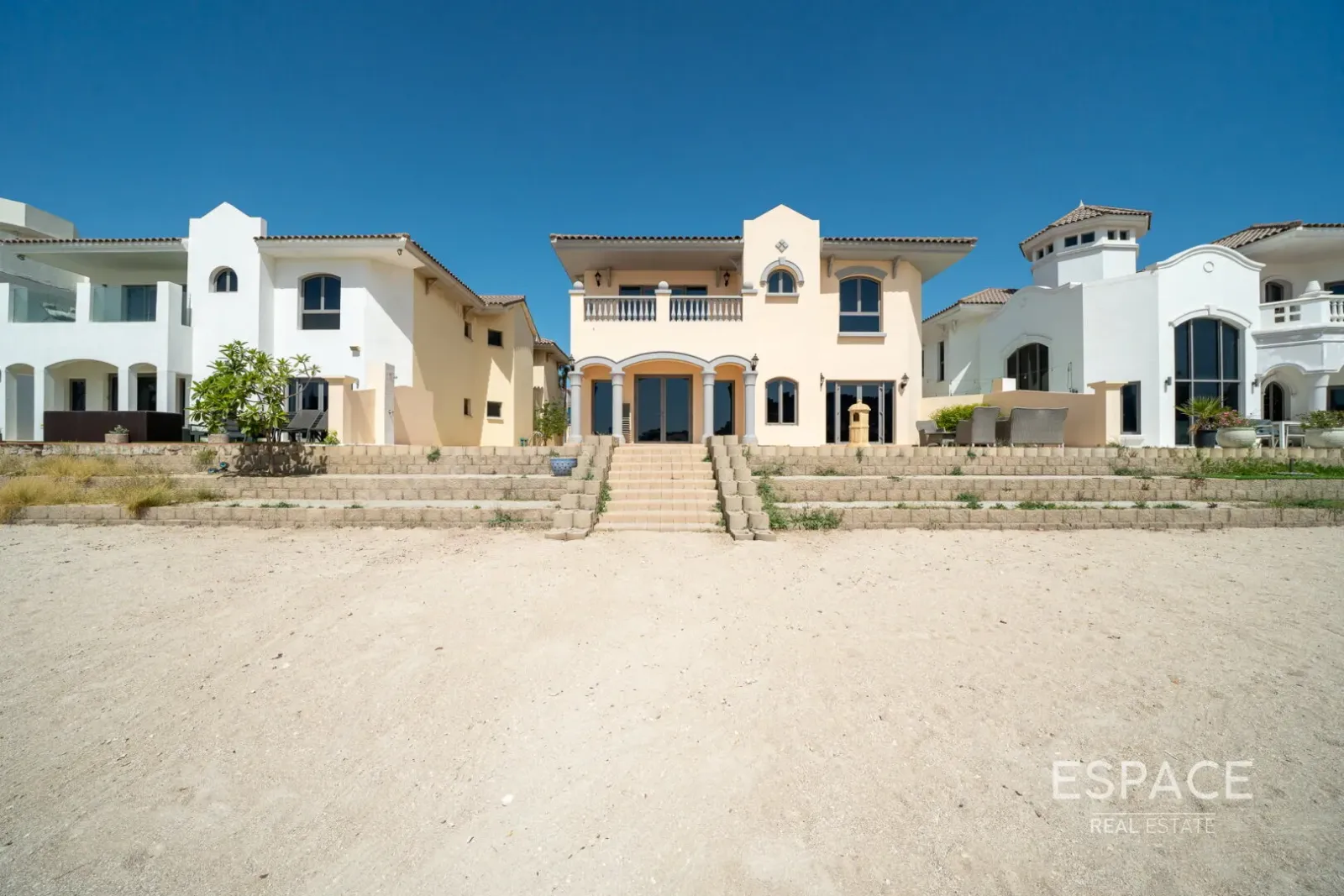 PropertiesGalleryCamera