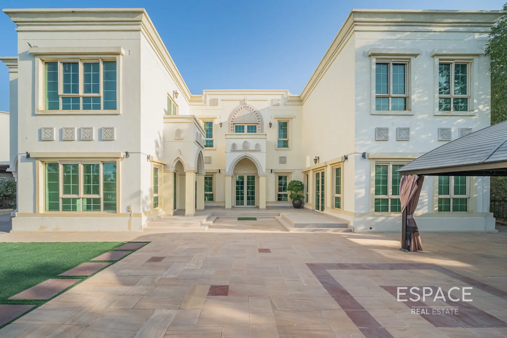 PropertiesGalleryCamera