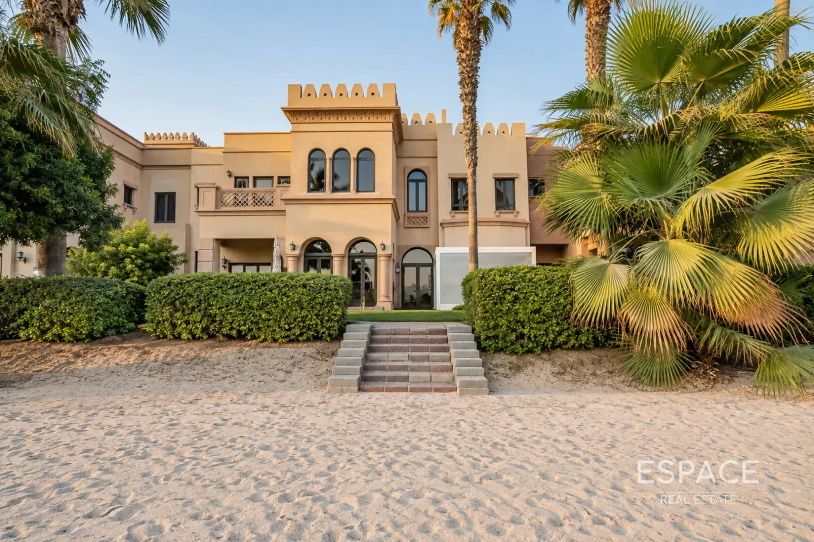 PropertiesGalleryCamera