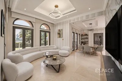 Canal Cove, Palm Jumeirah, Dubai - Espace