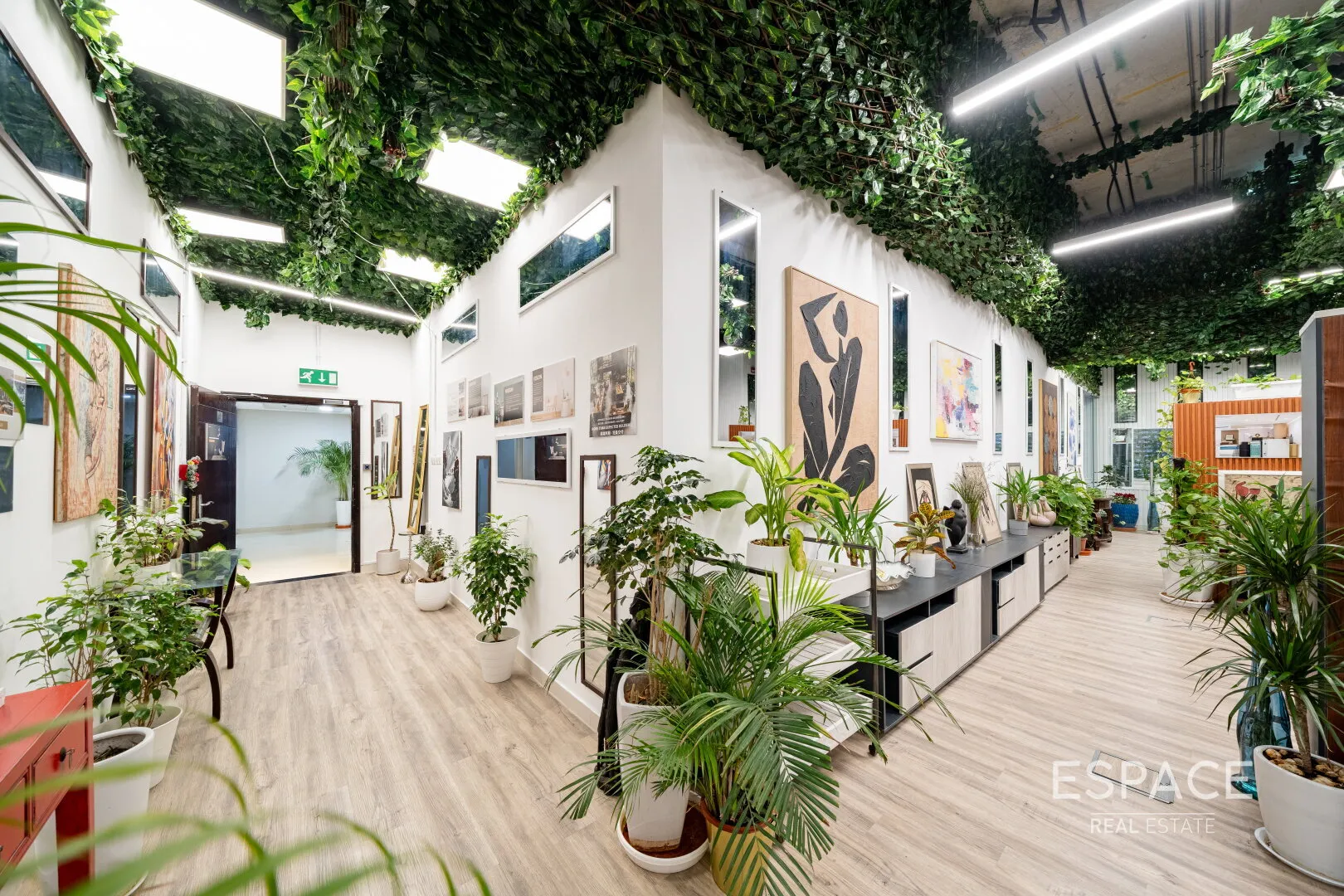 single static gallery