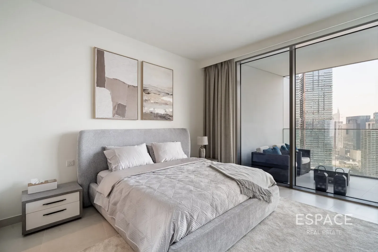 PropertiesGalleryCamera