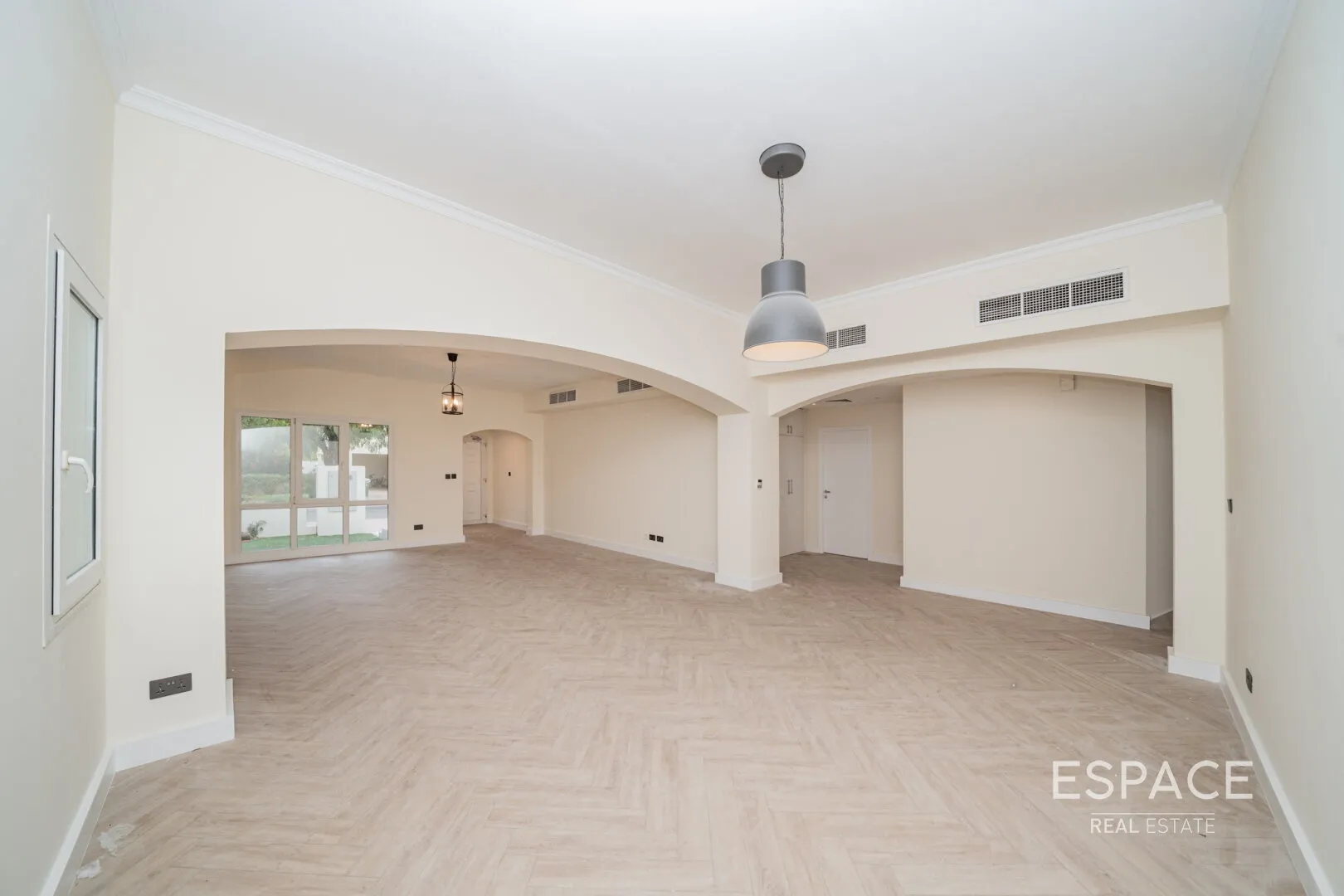 single static gallery