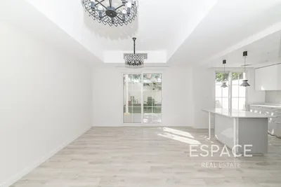 Springs 3, Springs, Dubai - Espace