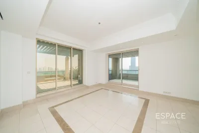 Emaar 6 Towers - Al Mass, Dubai Marina, Dubai - Espace
