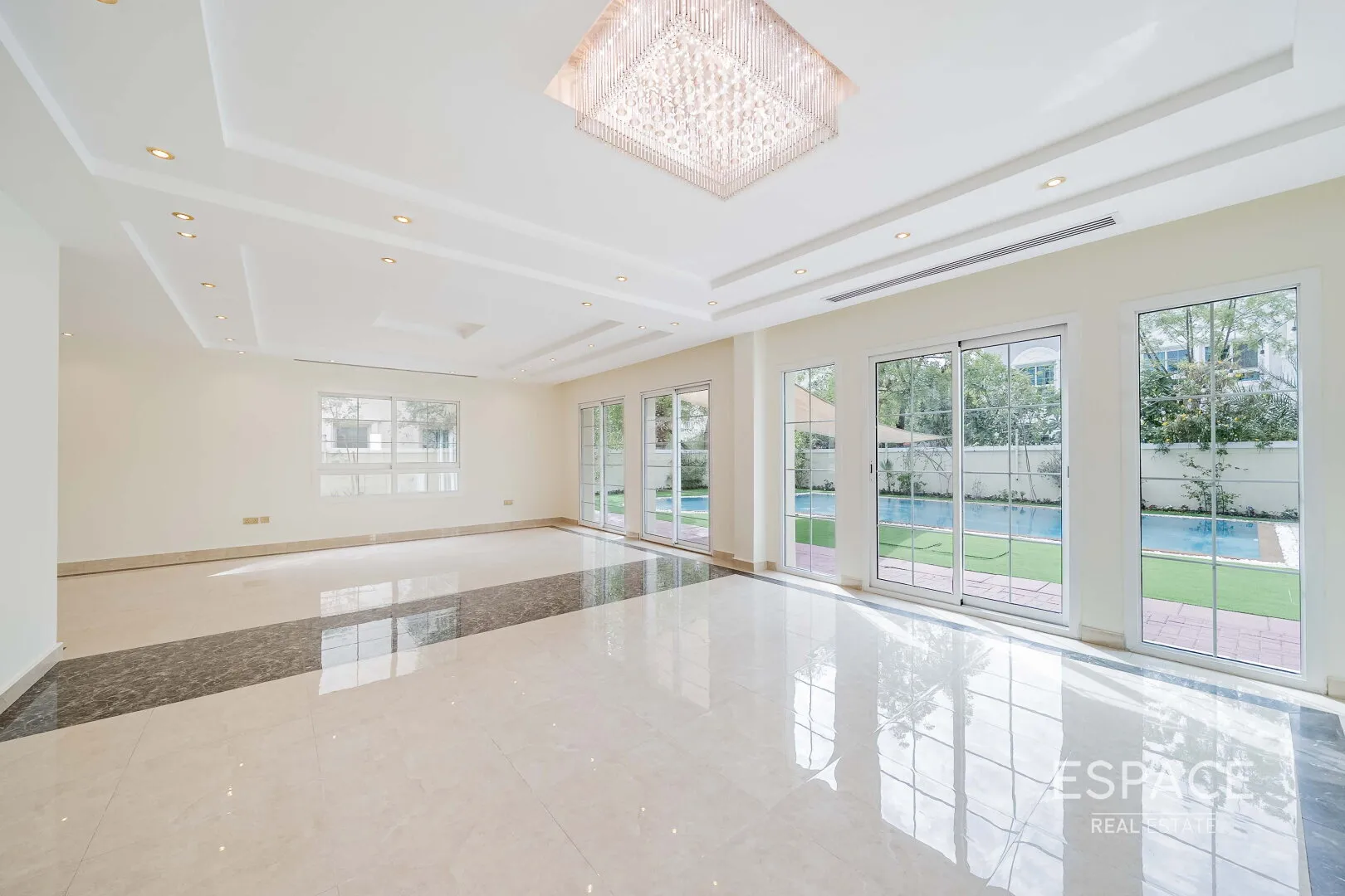 single static gallery