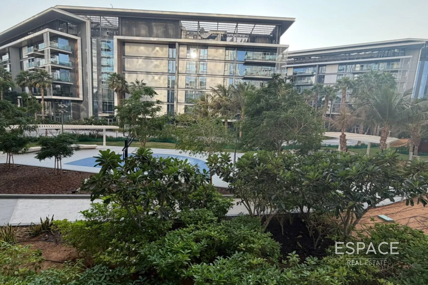 single static gallery