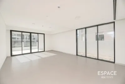 Caya, Arabian Ranches 3, Dubai - Espace