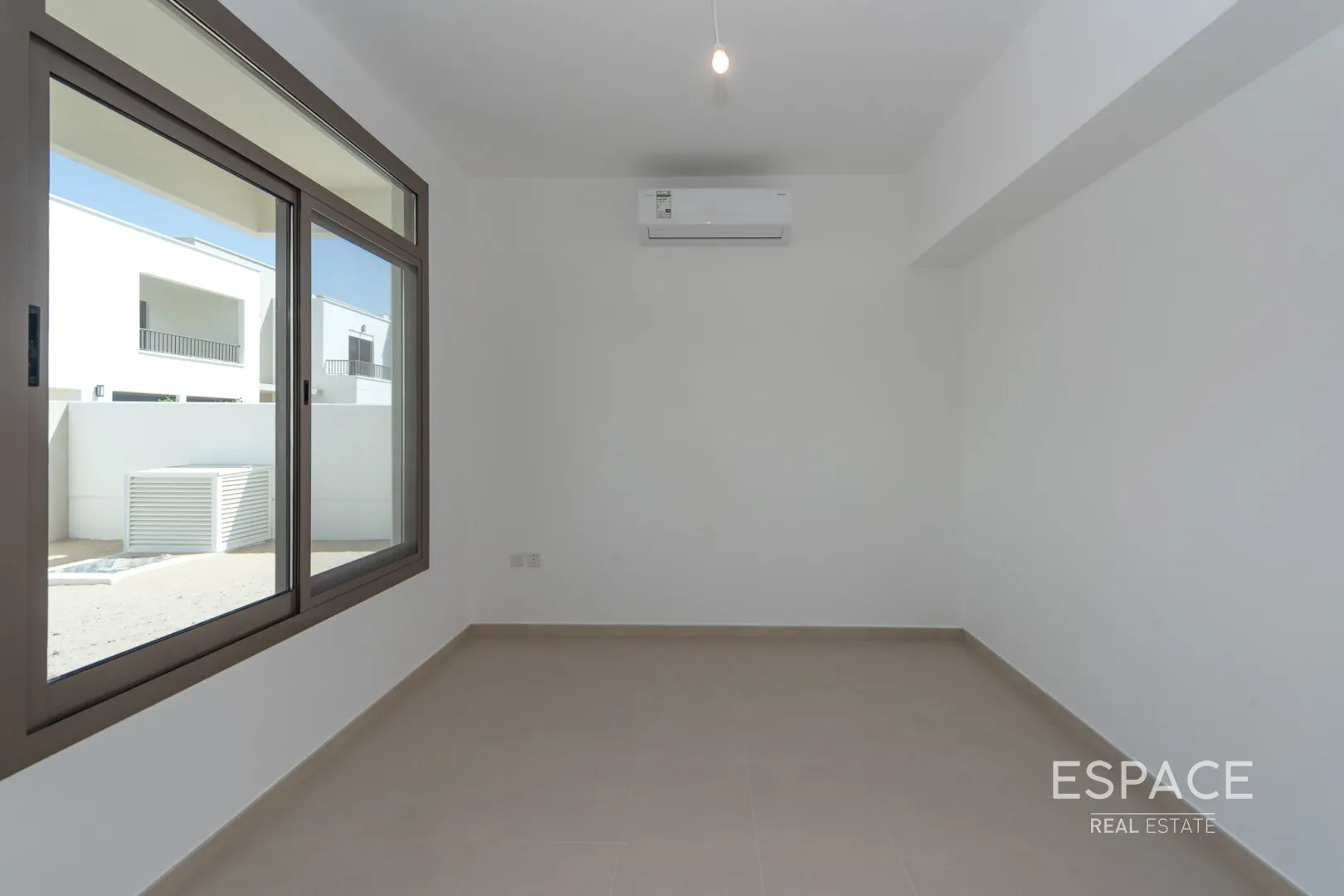 single static gallery