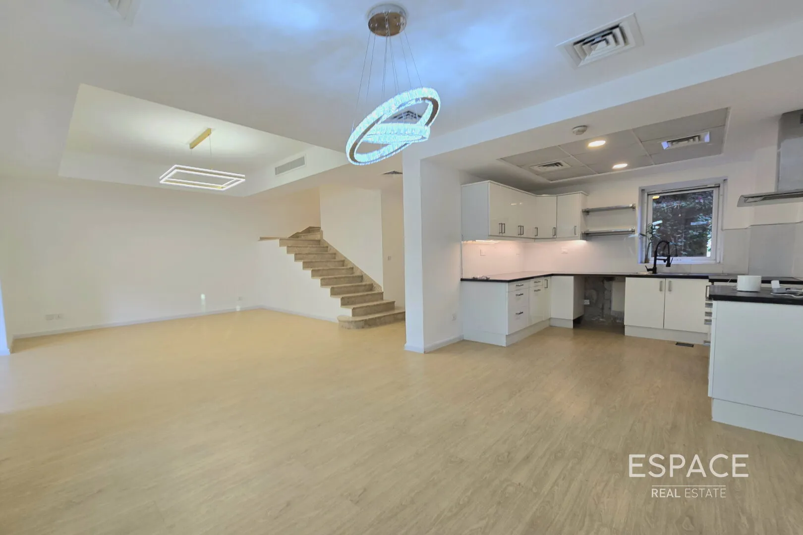 single static gallery