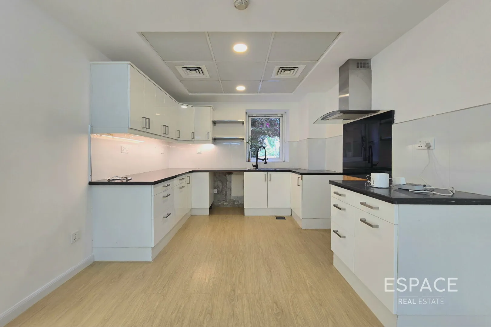 single static gallery