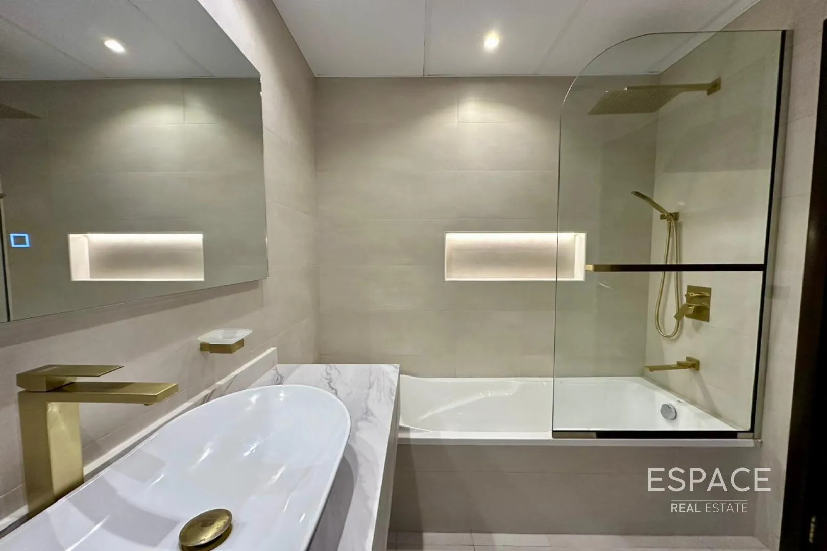 single static gallery