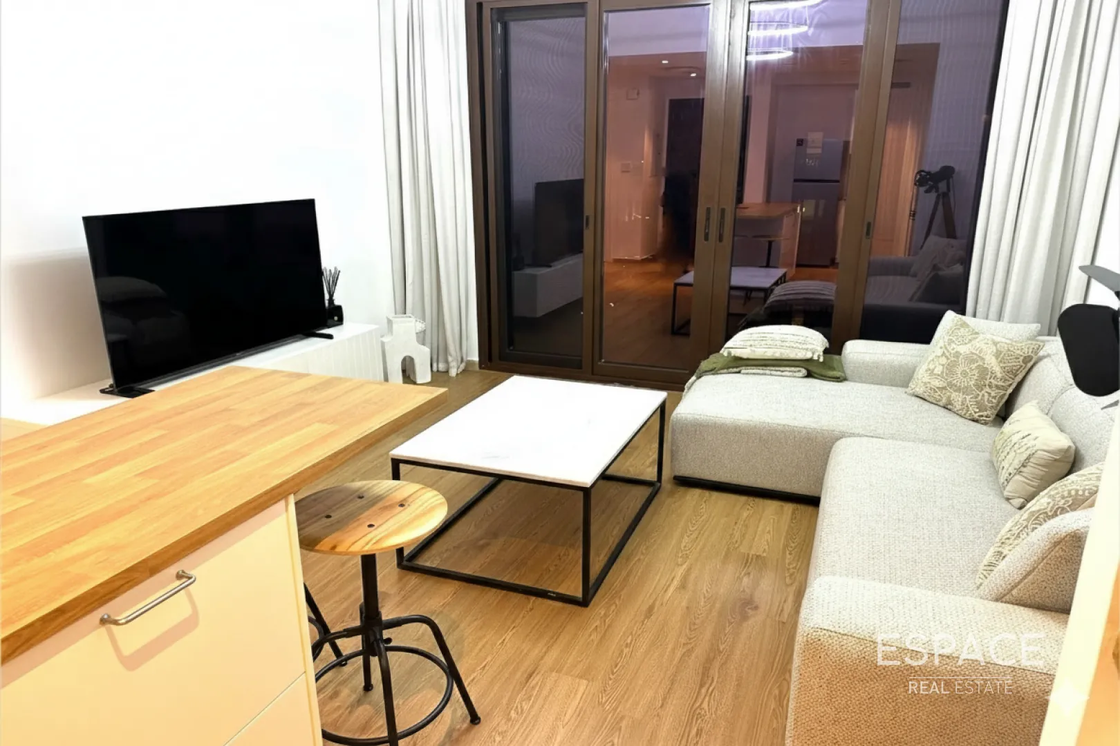 single static gallery