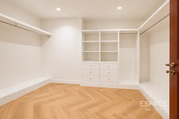 single static gallery