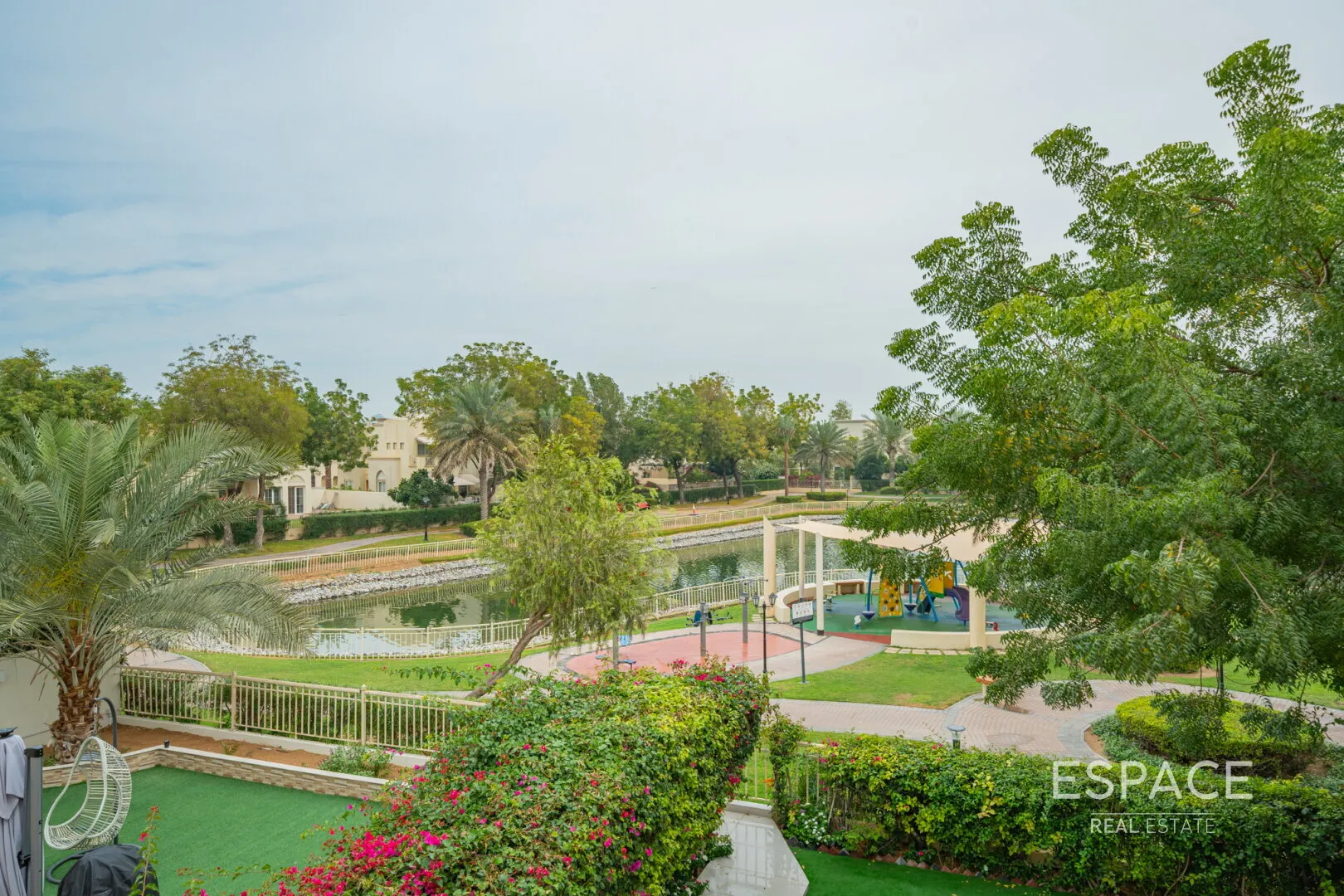 PropertiesGalleryCamera