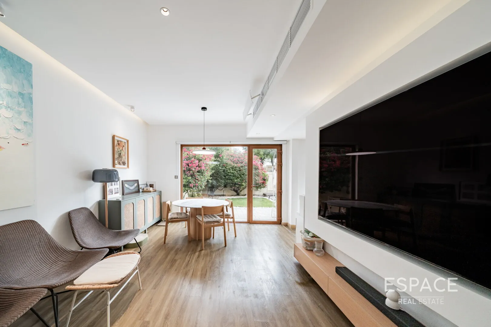 single static gallery