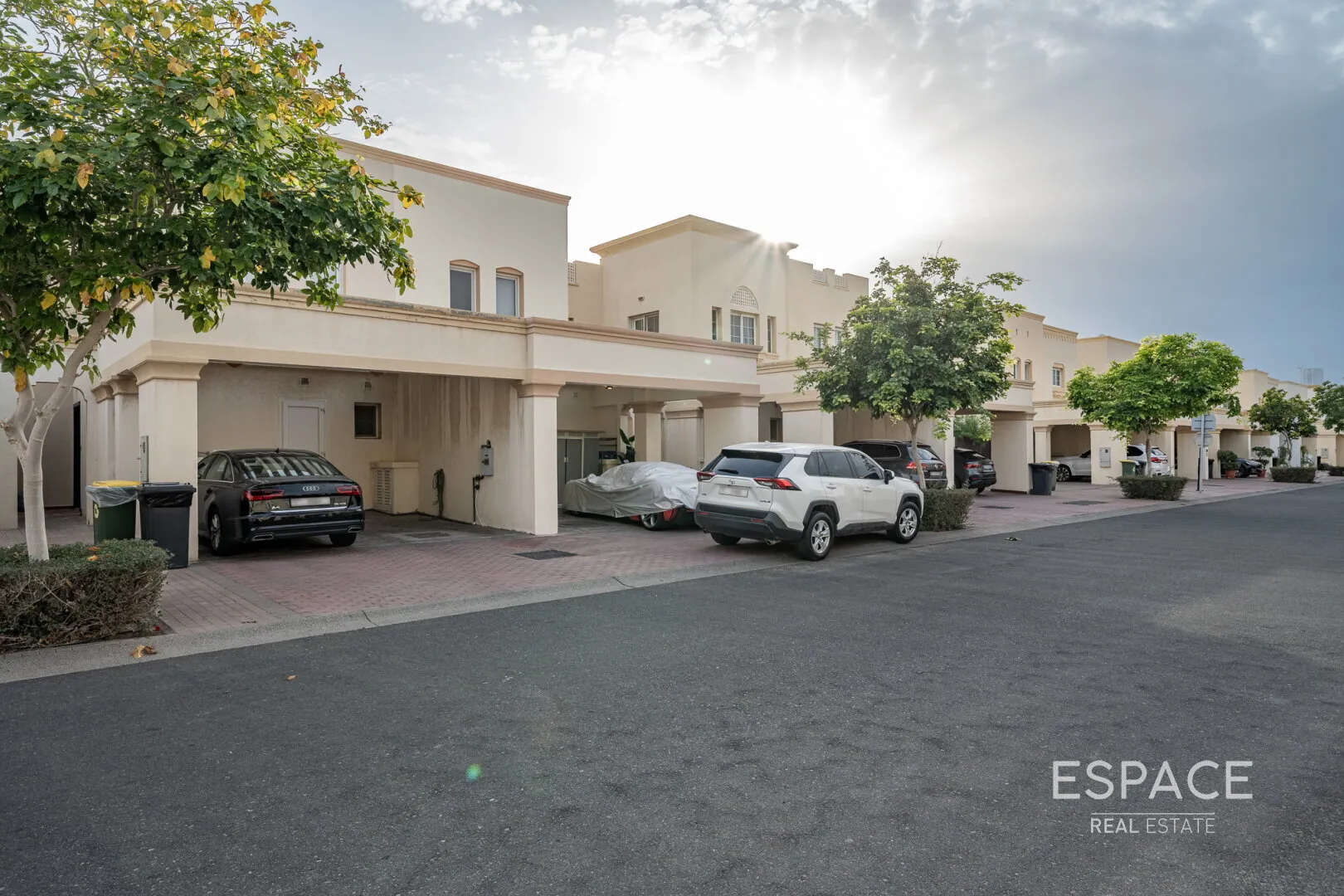 PropertiesGalleryCamera