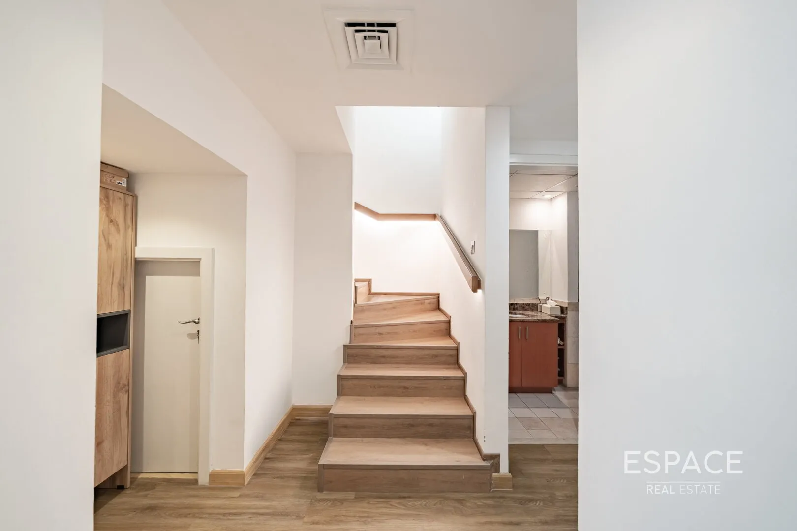 single static gallery