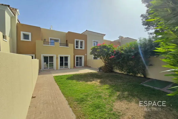 Alma 1, Arabian Ranches, Dubai - Espace