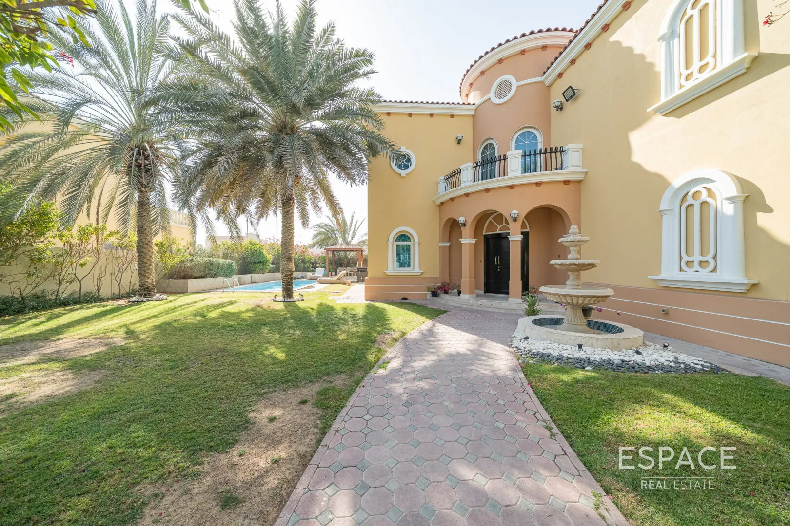 PropertiesGalleryCamera