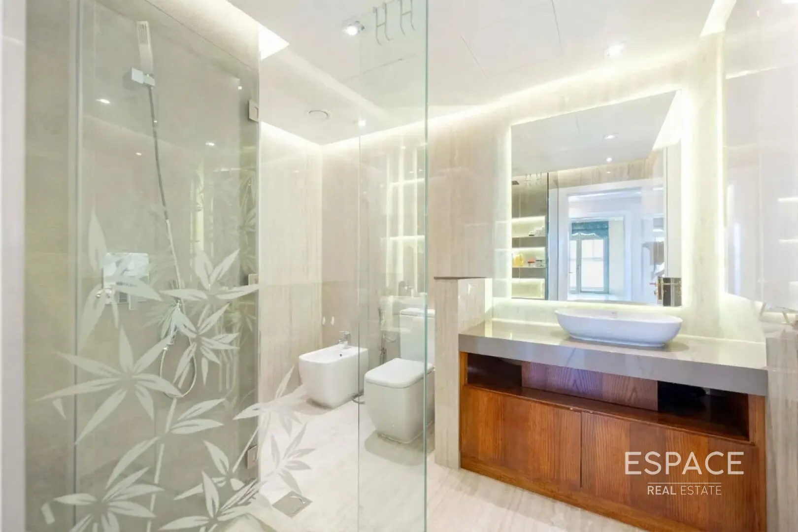 single static gallery