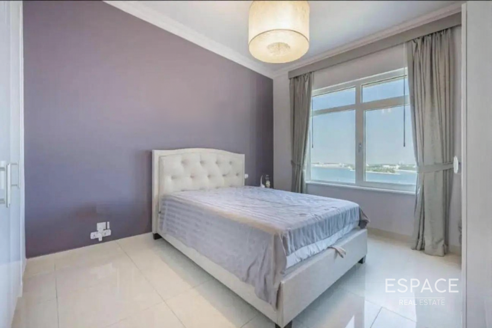 single static gallery