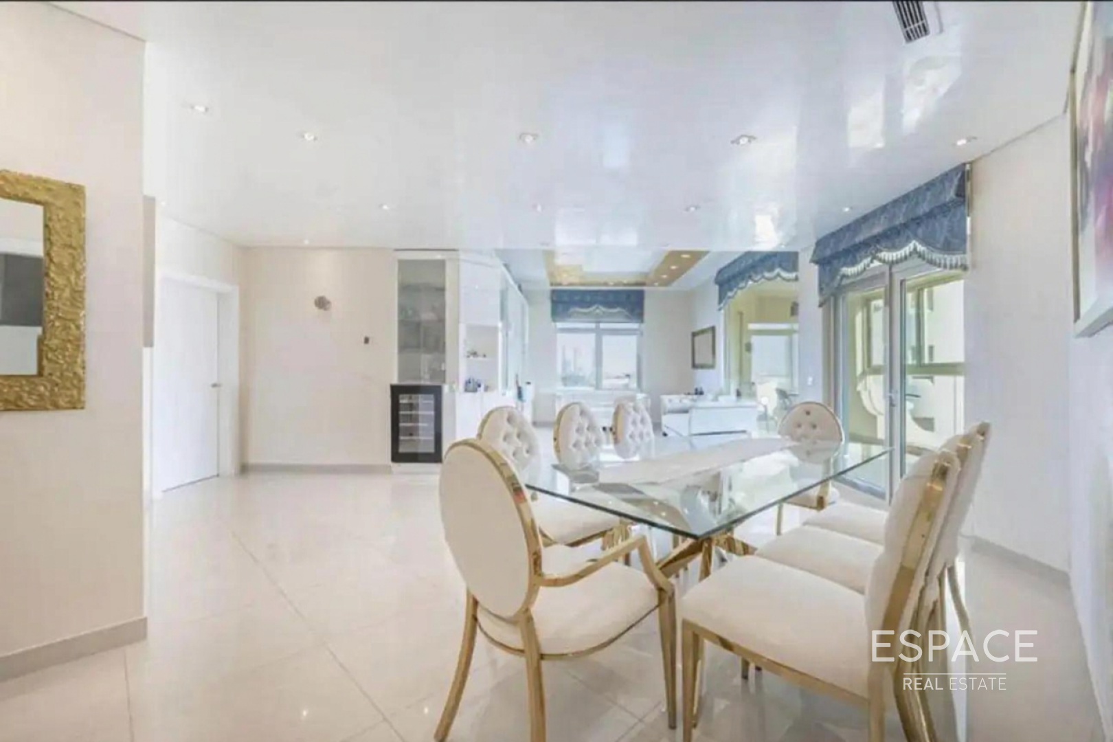 single static gallery