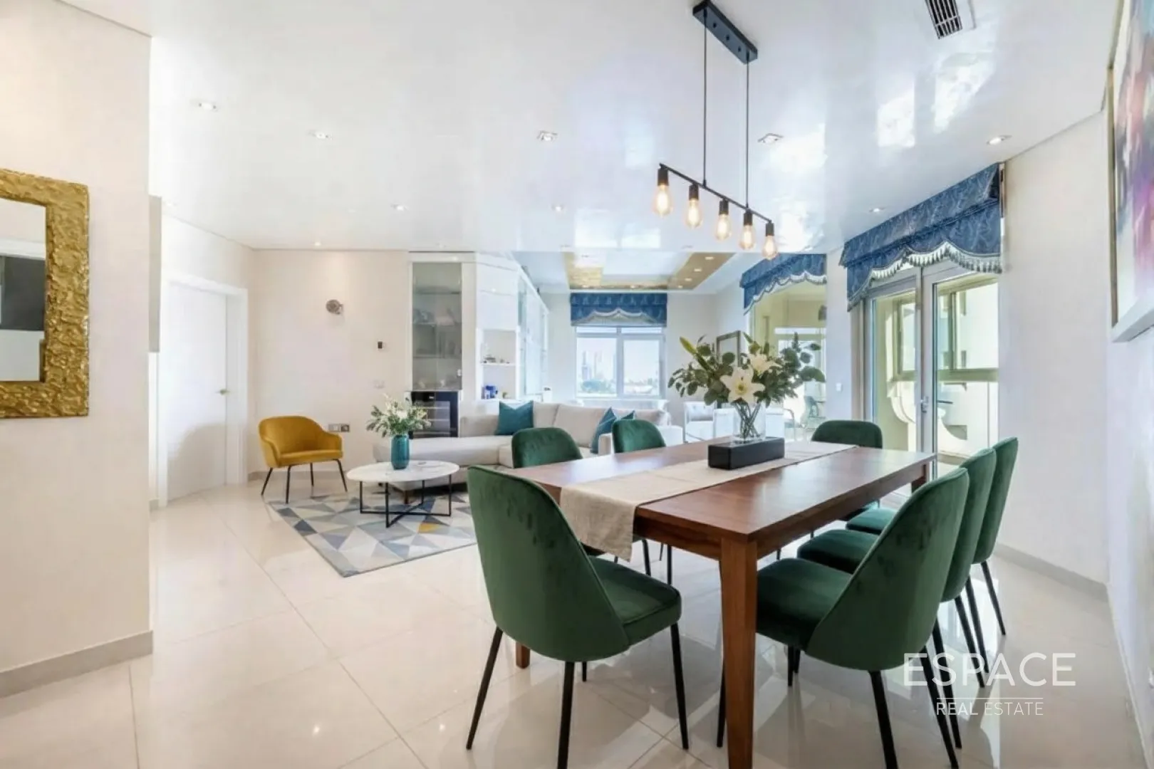 single static gallery