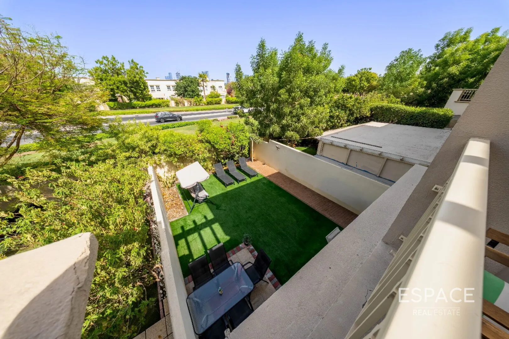 PropertiesGalleryCamera