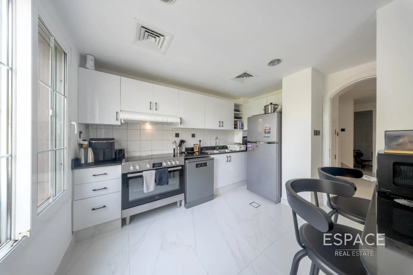 single static gallery