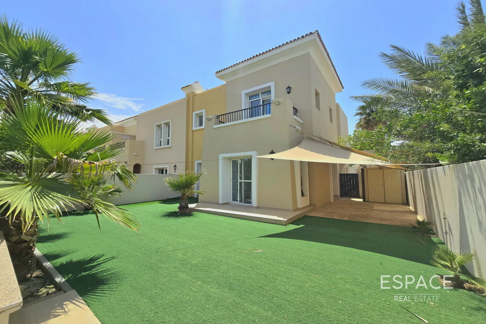 PropertiesGalleryCamera