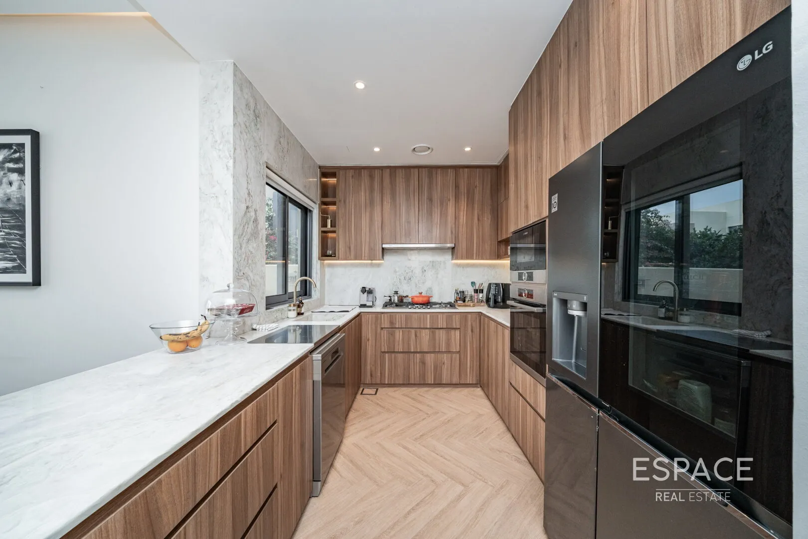 single static gallery