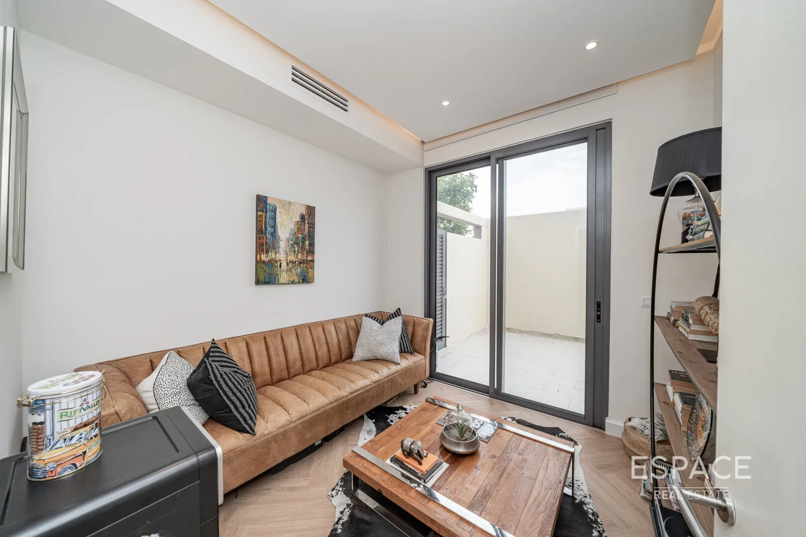 single static gallery