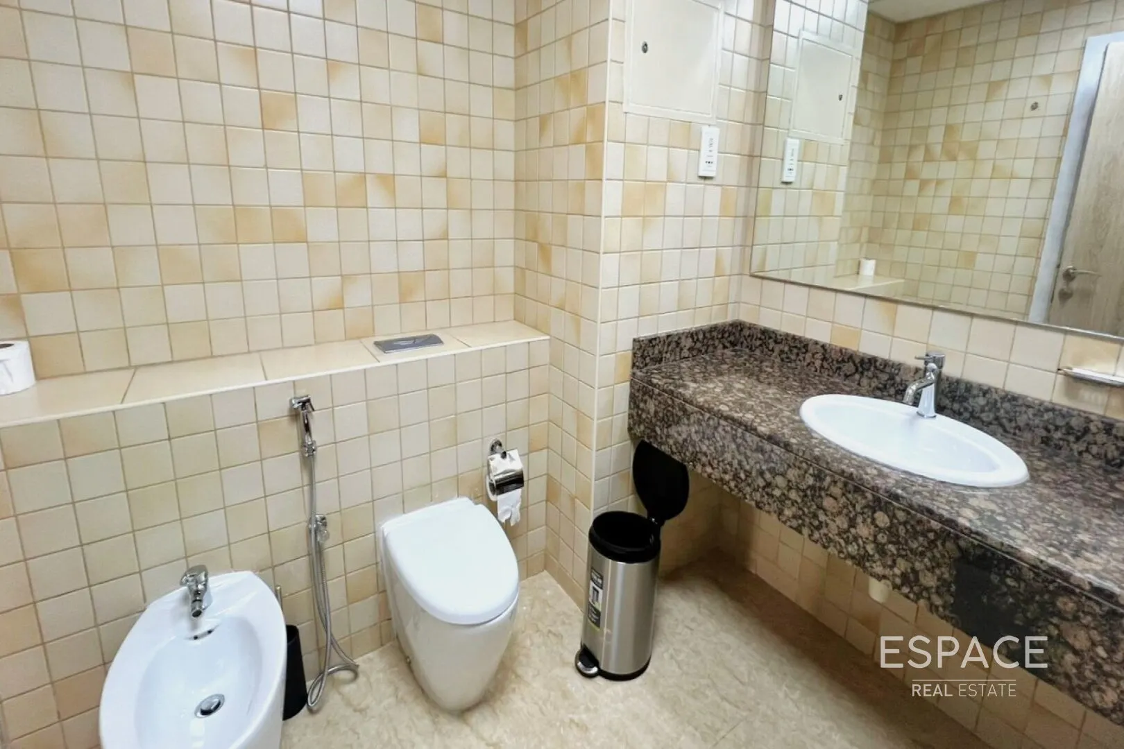 PropertiesGalleryCamera