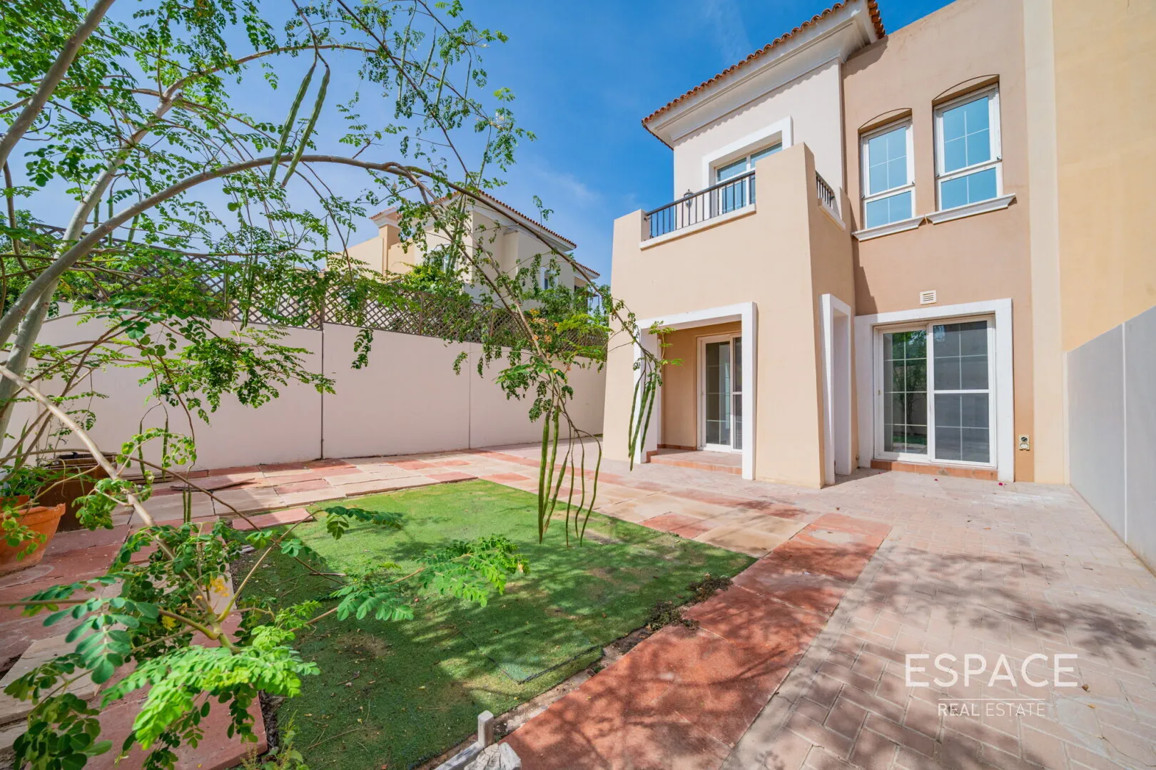 single static gallery