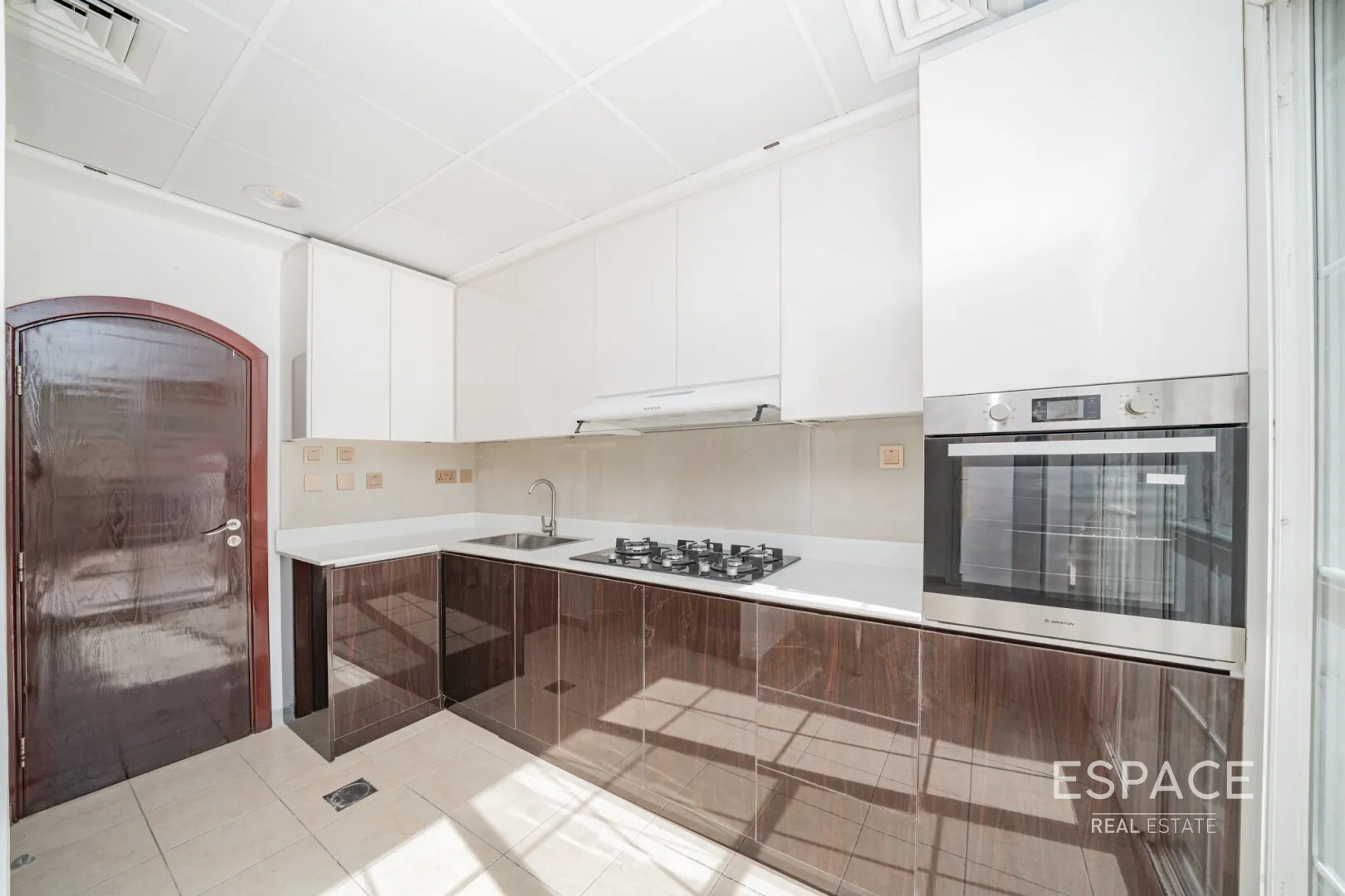 single static gallery