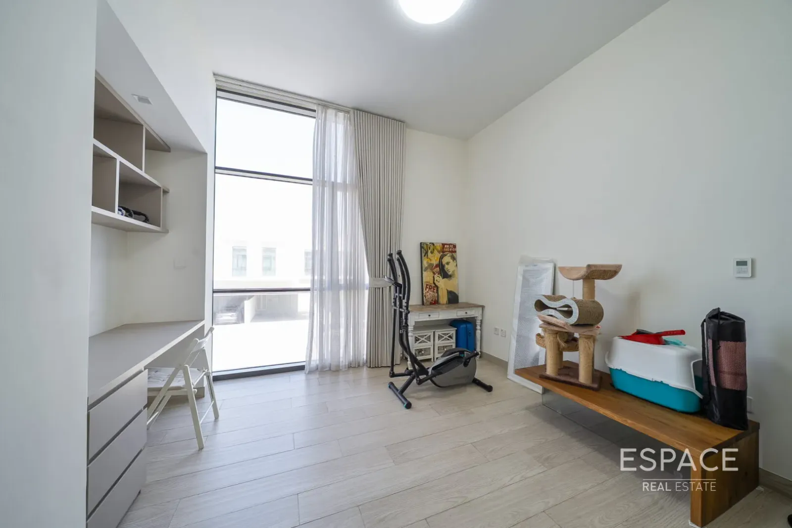 PropertiesGalleryCamera