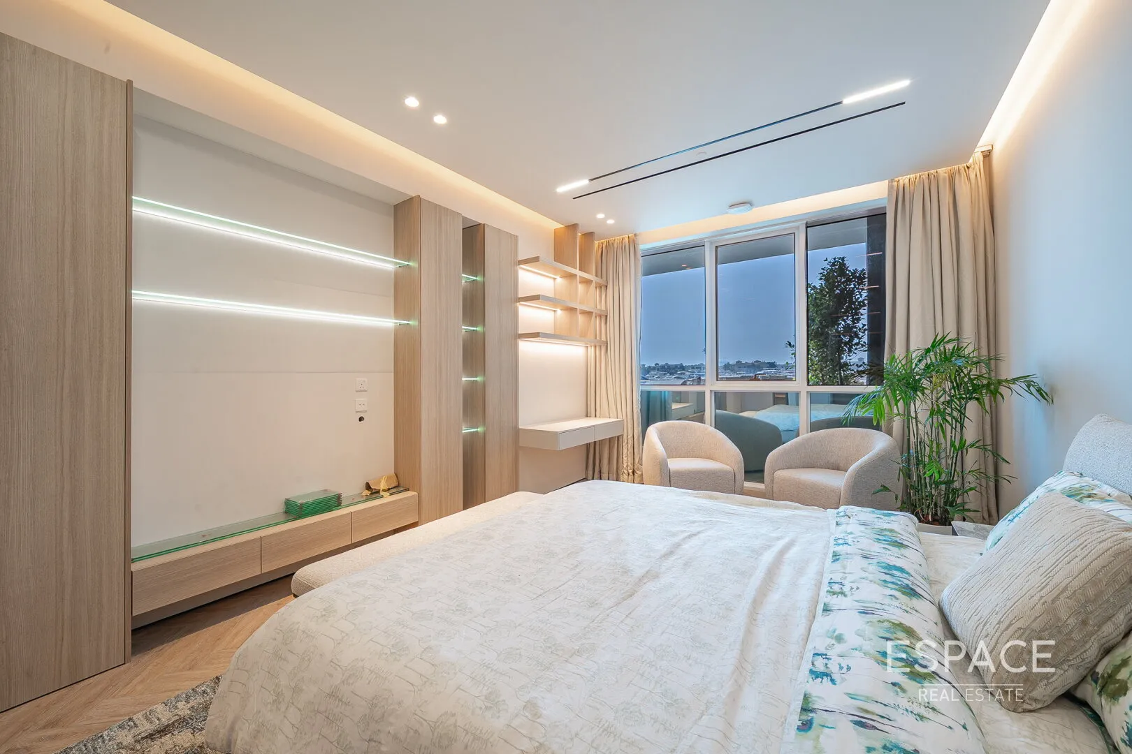 PropertiesGalleryCamera