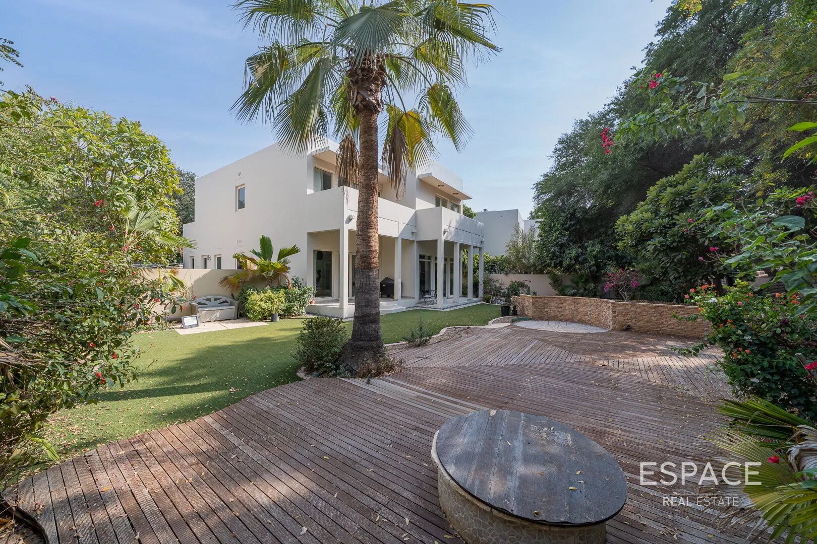 single static gallery