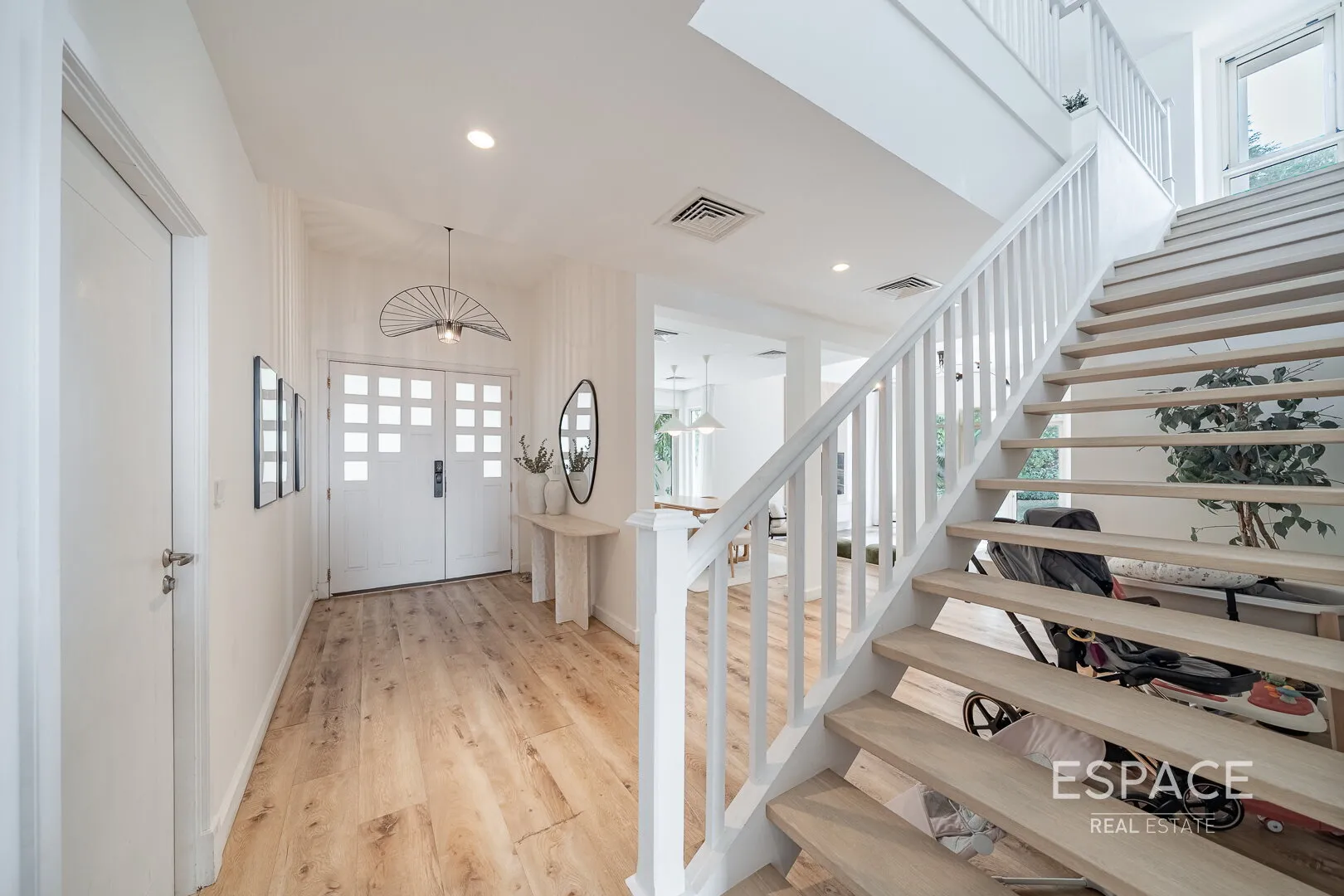 single static gallery